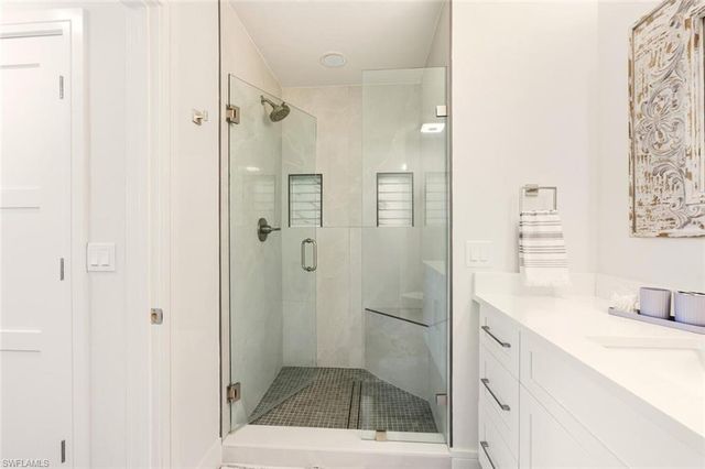 6820 Sterling Greens PL # 2105, Naples, FL 34104