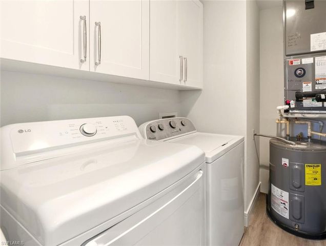 6820 Sterling Greens PL # 2105, Naples, FL 34104