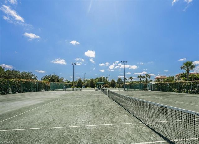 6820 Sterling Greens PL # 2105, Naples, FL 34104