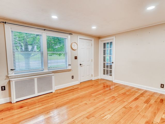 7 Manor Road, Auburn, MA 01501