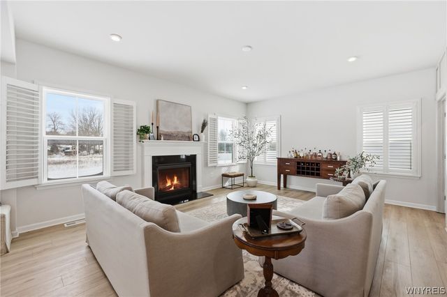 555 Limestone Court, Grand Island, NY 14072