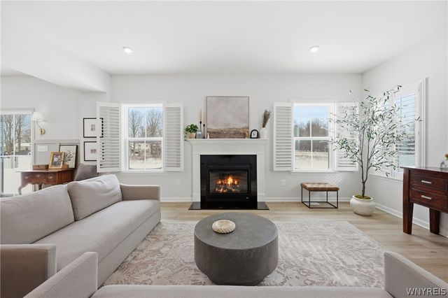 555 Limestone Court, Grand Island, NY 14072