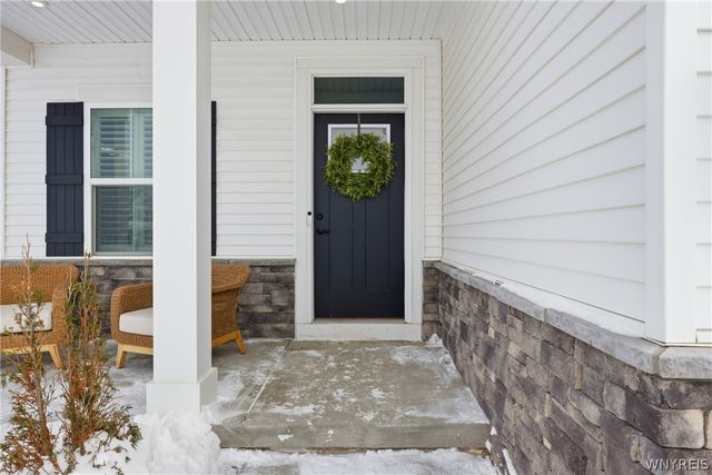 555 Limestone Court, Grand Island, NY 14072