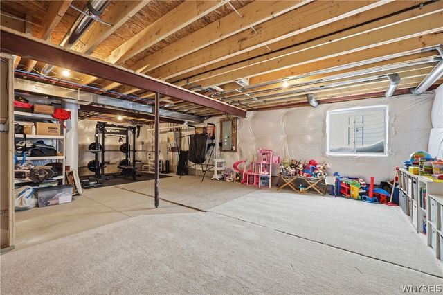 555 Limestone Court, Grand Island, NY 14072