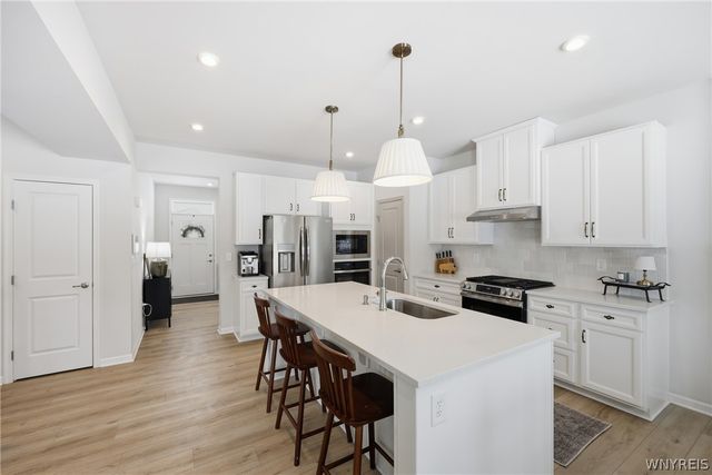 555 Limestone Court, Grand Island, NY 14072