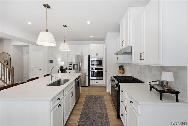 555 Limestone Court, Grand Island, NY 14072