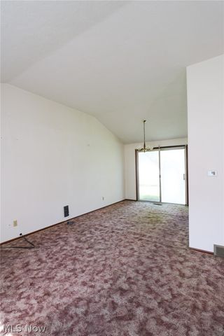 815 W Shore Blvd, Sheffield Lake, OH 44054