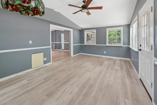 554 S COUNTY ROAD 21, Hawthorne, FL 32640