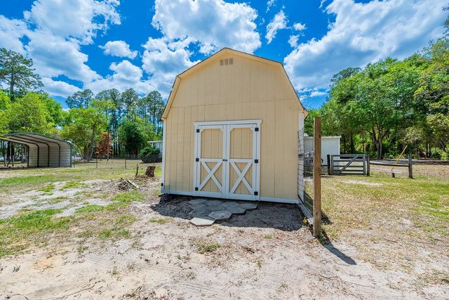 554 S COUNTY ROAD 21, Hawthorne, FL 32640