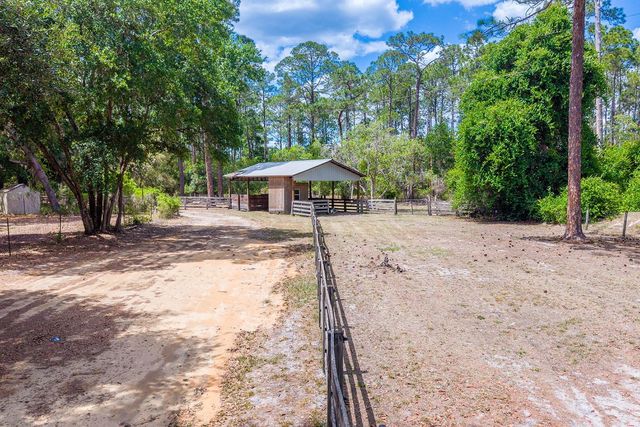 554 S COUNTY ROAD 21, Hawthorne, FL 32640