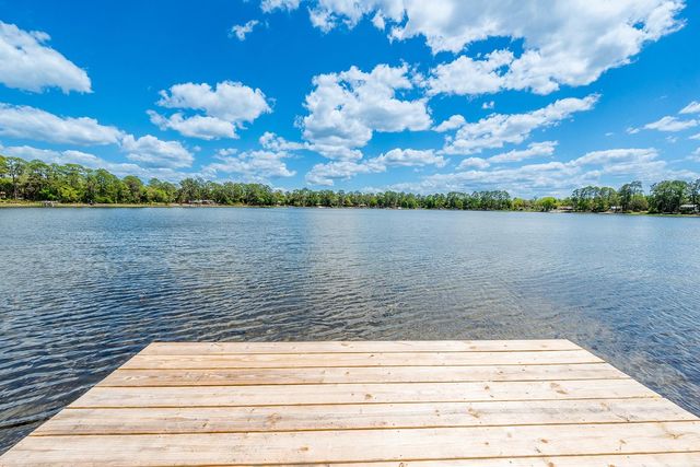 554 S COUNTY ROAD 21, Hawthorne, FL 32640