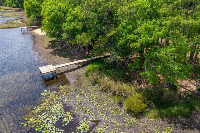554 S COUNTY ROAD 21, Hawthorne, FL 32640
