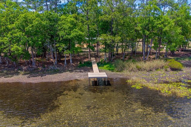 554 S COUNTY ROAD 21, Hawthorne, FL 32640