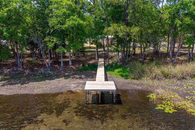 554 S COUNTY ROAD 21, Hawthorne, FL 32640