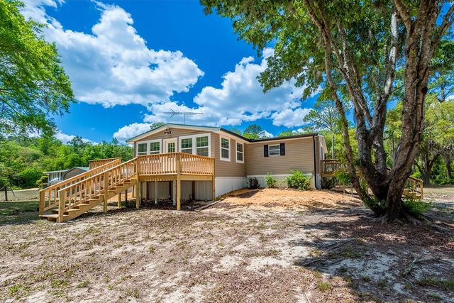 554 S COUNTY ROAD 21, Hawthorne, FL 32640