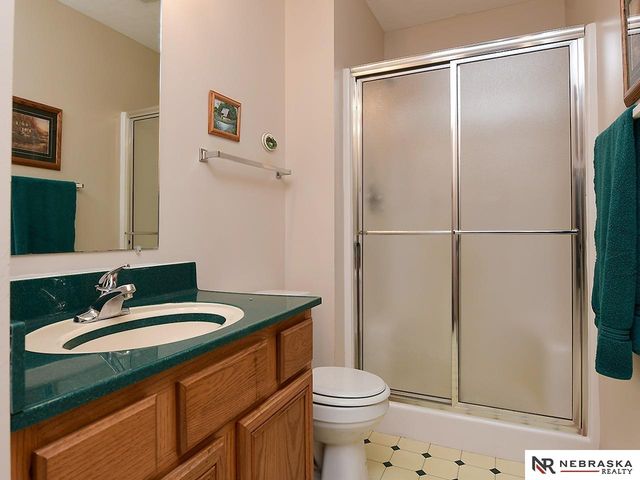 7825 Stonewall Court, Lincoln, NE 68506