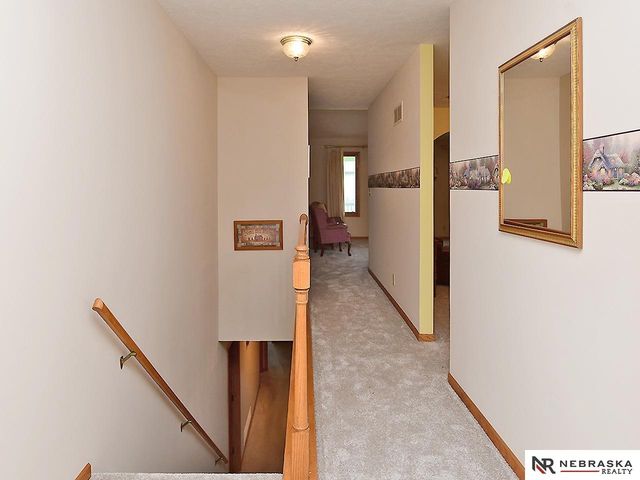 7825 Stonewall Court, Lincoln, NE 68506