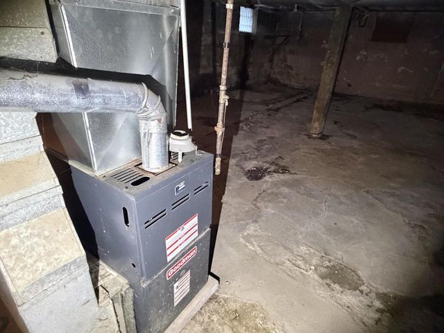 2436 N 16th STREET, Milwaukee, WI 53206