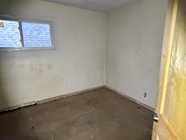 2436 N 16th STREET, Milwaukee, WI 53206