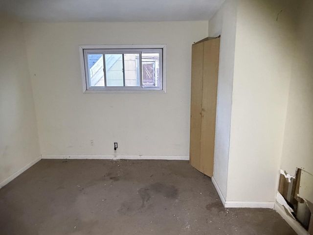 2436 N 16th STREET, Milwaukee, WI 53206