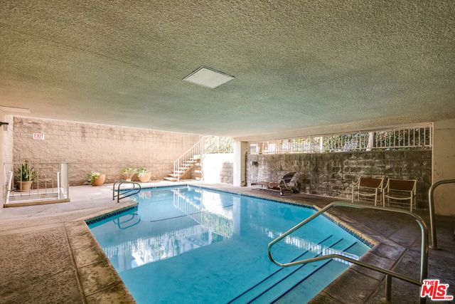 441 N Oakhurst Drive 203, Beverly Hills, CA 90210