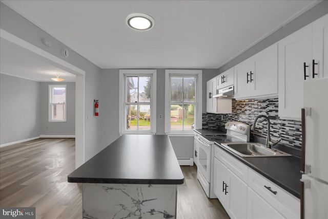 114 S 5TH ST, Shamokin, PA 17872