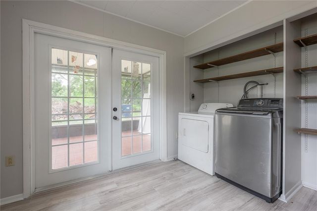 10411 N WOODMERE ROAD, Tampa, FL 33617