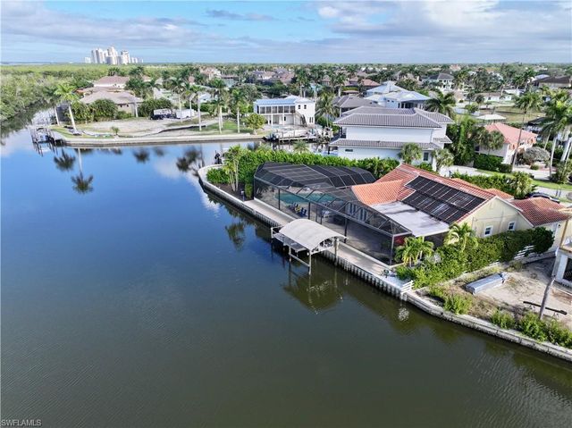 4882 Regal DR, Bonita Springs, FL 34134