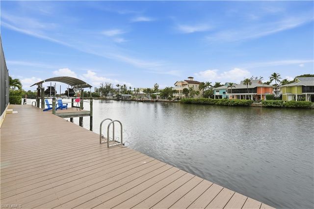 4882 Regal DR, Bonita Springs, FL 34134