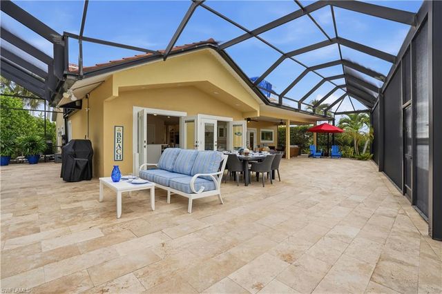 4882 Regal DR, Bonita Springs, FL 34134