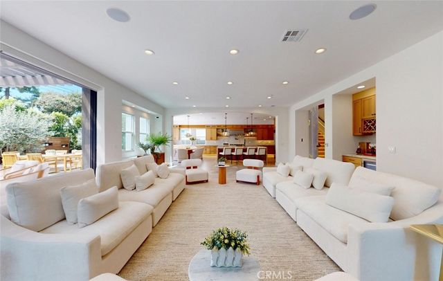 17777 Joshua Cir, Fountain Valley, CA 92708