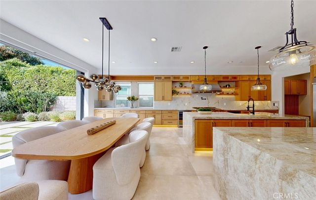 17777 Joshua Cir, Fountain Valley, CA 92708