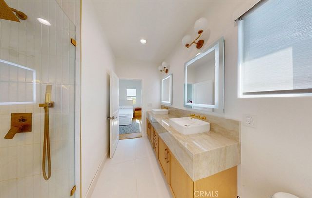 17777 Joshua Cir, Fountain Valley, CA 92708