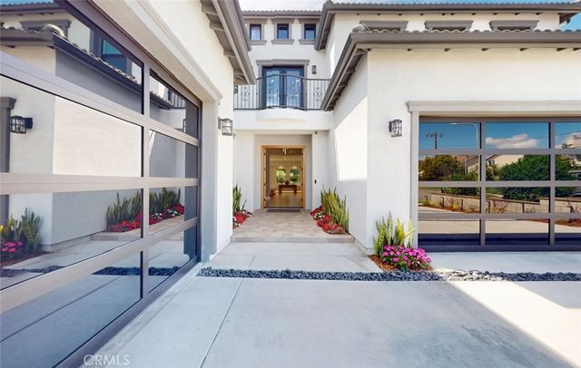17777 Joshua Cir, Fountain Valley, CA 92708