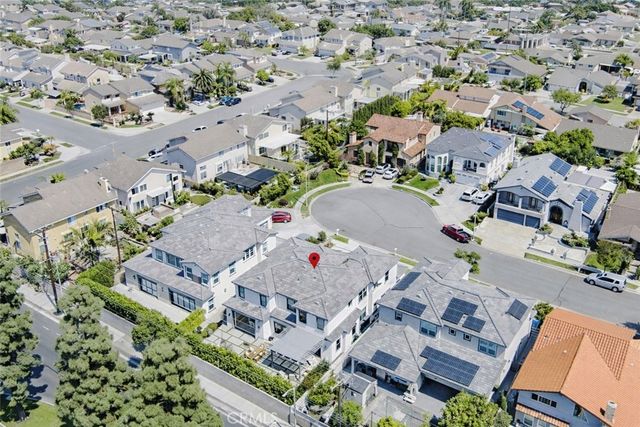 17777 Joshua Cir, Fountain Valley, CA 92708