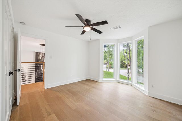 52 Indian Clover, The Woodlands, TX 77381
