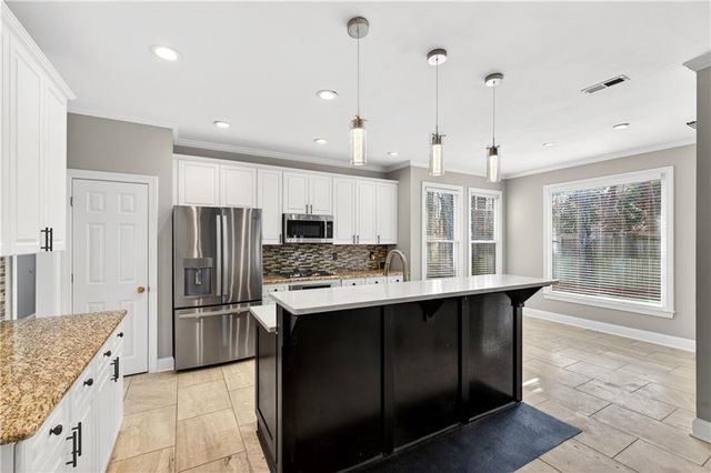 250 Haydens Walk Court, Johns Creek, GA 30022