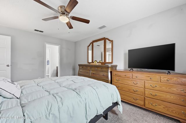 2550 OAKVIEW Drive, Jacksonville, FL 32246