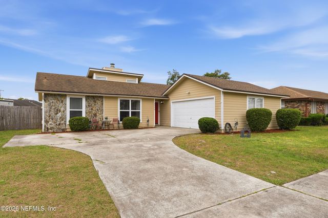 2550 OAKVIEW Drive, Jacksonville, FL 32246