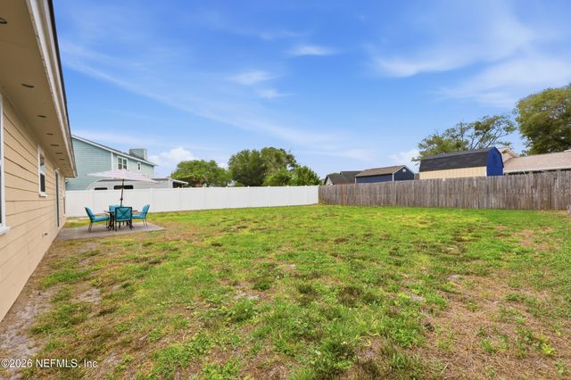 2550 OAKVIEW Drive, Jacksonville, FL 32246