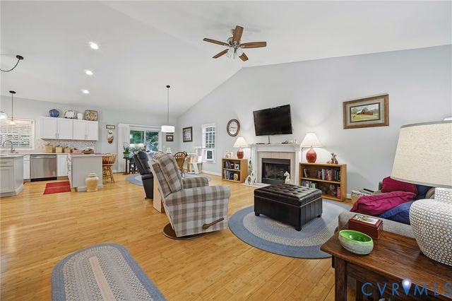 1577 Moody Town Rd, Bumpass, VA 23024
