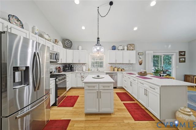 1577 Moody Town Rd, Bumpass, VA 23024