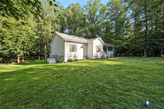 1577 Moody Town Rd, Bumpass, VA 23024