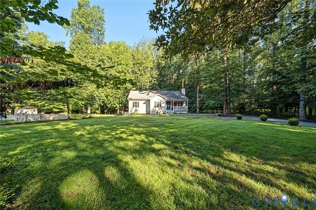 1577 Moody Town Rd, Bumpass, VA 23024