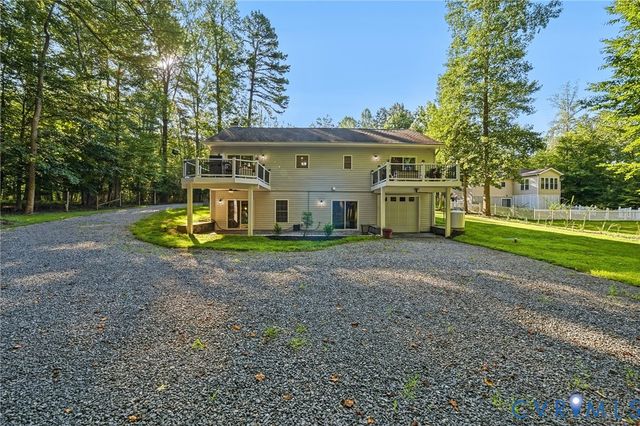 1577 Moody Town Rd, Bumpass, VA 23024