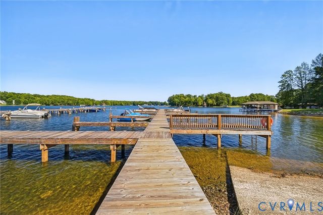 1577 Moody Town Rd, Bumpass, VA 23024
