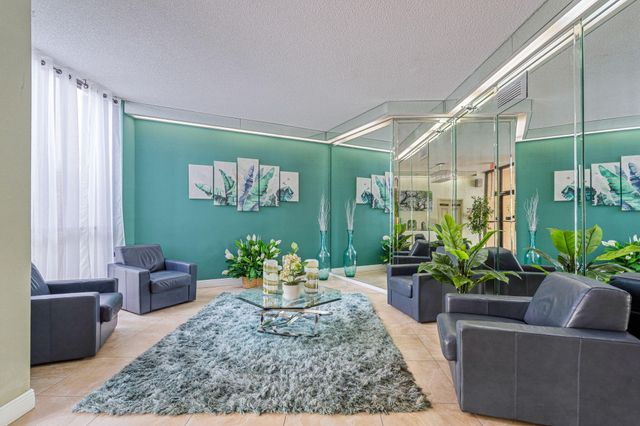 900 Saint Charles Place 221, Pembroke Pines, FL 33026