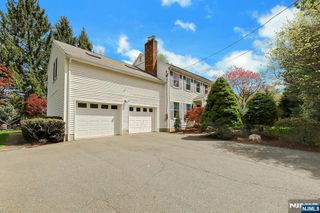 5 Hilltop Road, Mahwah, NJ 07430