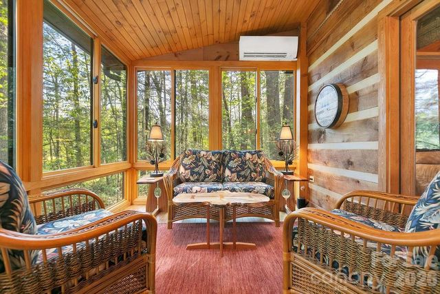 380 Cedar Lane, Brevard, NC 28712