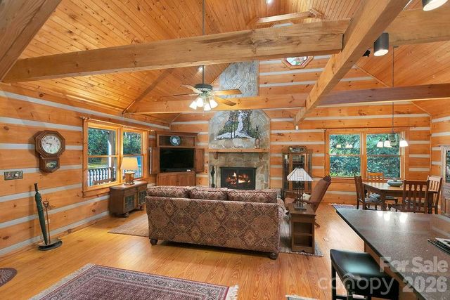 380 Cedar Lane, Brevard, NC 28712